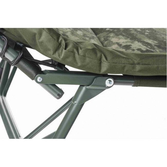 Mivardi Bedchair CamoCODE Flat8 легло | TRIBAL-FISHING.com